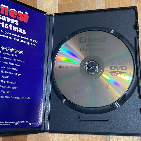 5 Christmas DVDs - Picture 11 of 11